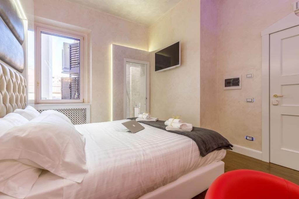 Piazza Venezia Luxury Suite Рим Экстерьер фото