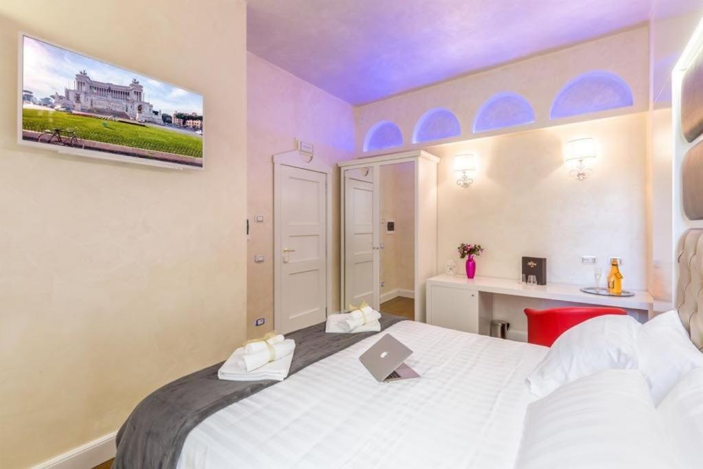 Piazza Venezia Luxury Suite Рим Экстерьер фото