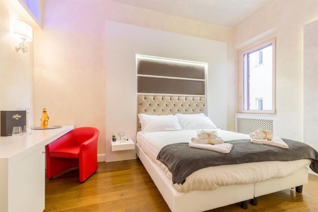 Piazza Venezia Luxury Suite Рим Экстерьер фото