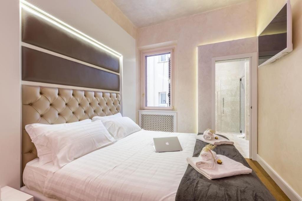 Piazza Venezia Luxury Suite Рим Экстерьер фото