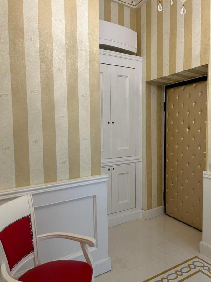 Piazza Venezia Luxury Suite Рим Экстерьер фото