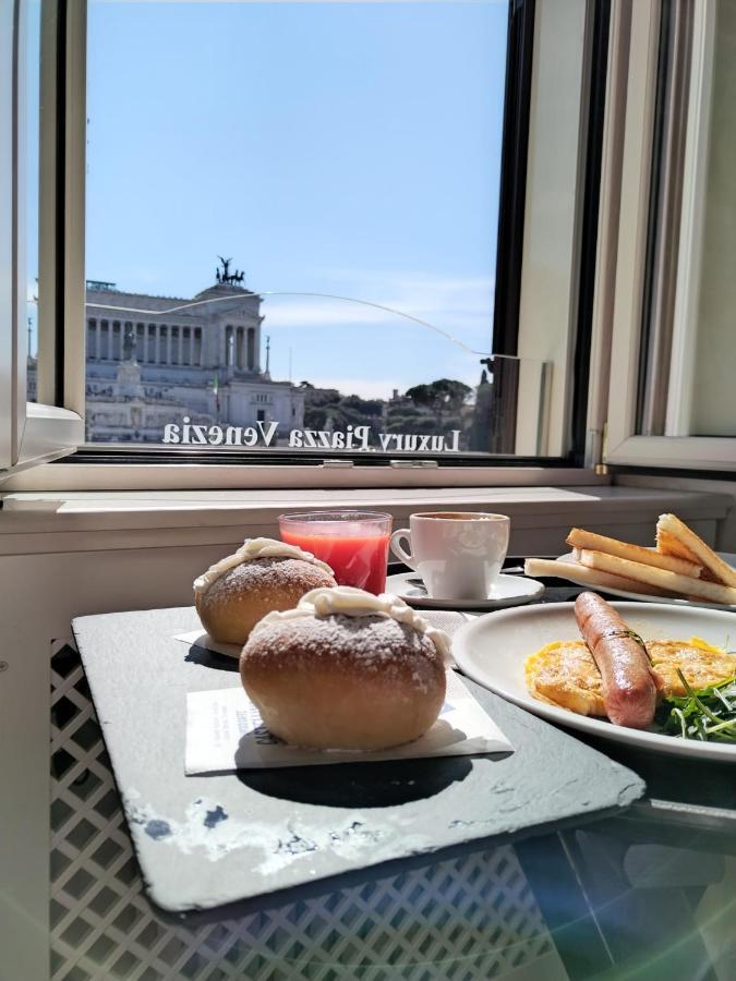 Piazza Venezia Luxury Suite Рим Экстерьер фото