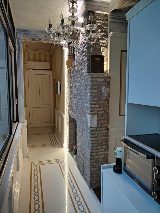 Piazza Venezia Luxury Suite Рим Экстерьер фото