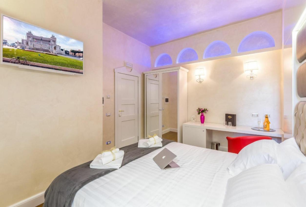 Piazza Venezia Luxury Suite Рим Экстерьер фото